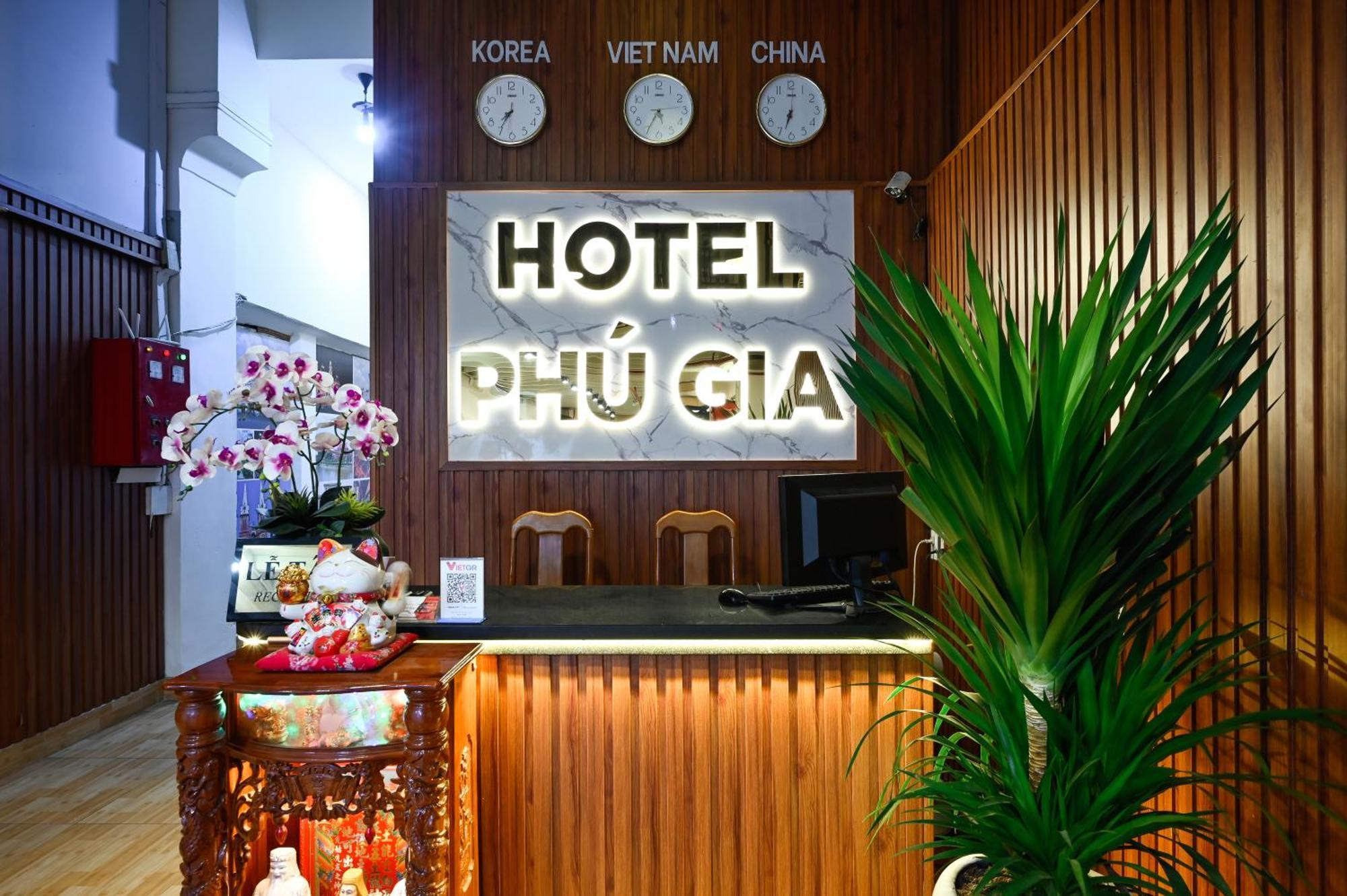 Phu Gia Hotel 193 Nguyen Thai Hoc Ho Si Minh-város Kültér fotó